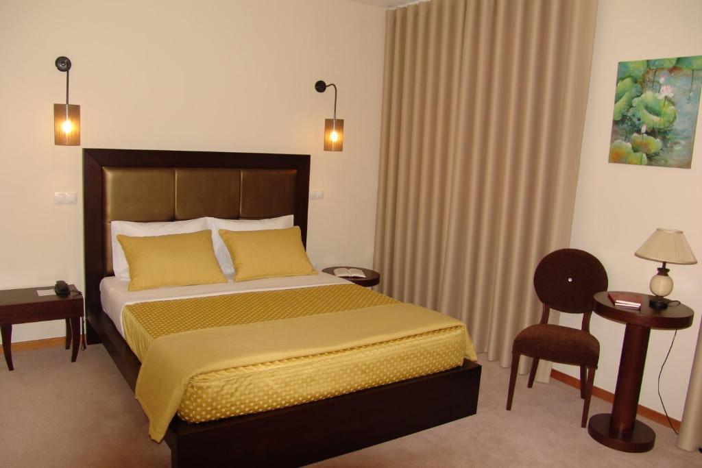 Santo Thyrso Hotel Santo Tirso Zimmer foto