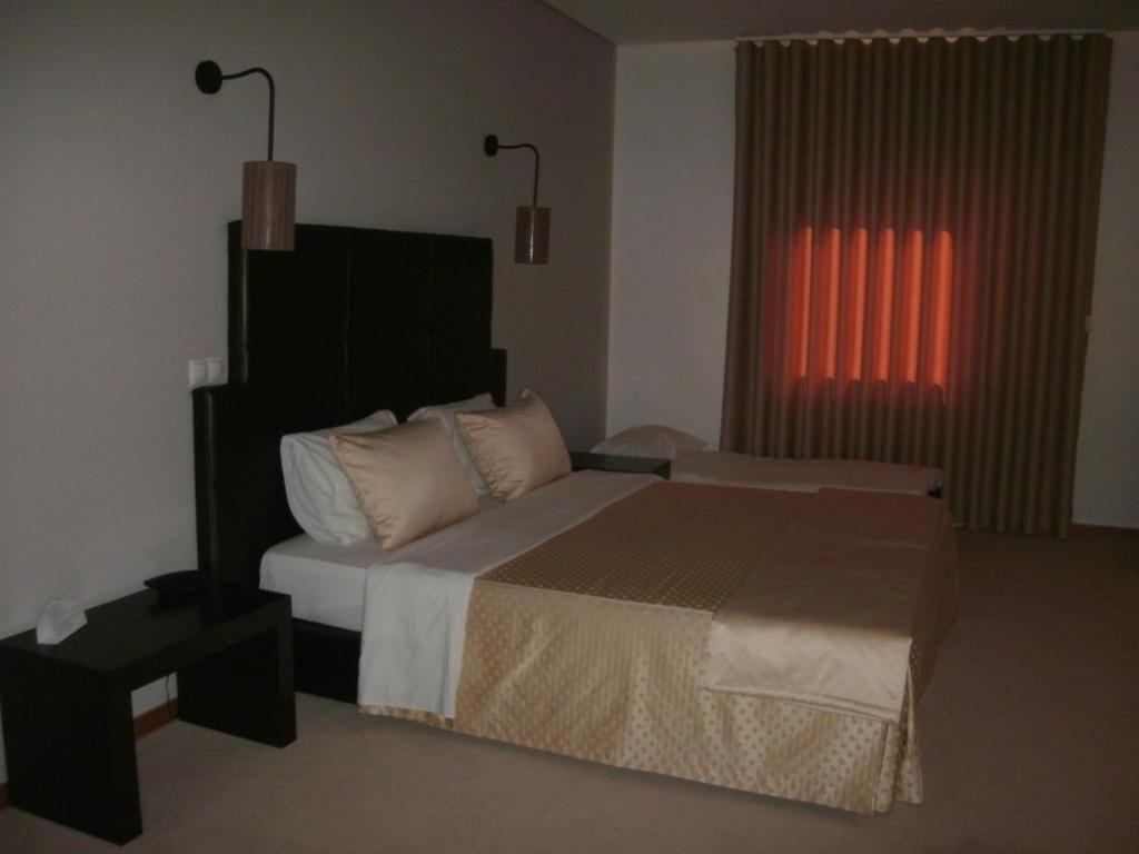 Santo Thyrso Hotel Santo Tirso Zimmer foto